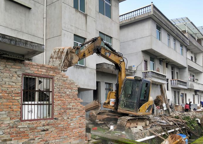 以案說法：街道辦有權認定和拆除違法建筑嗎？