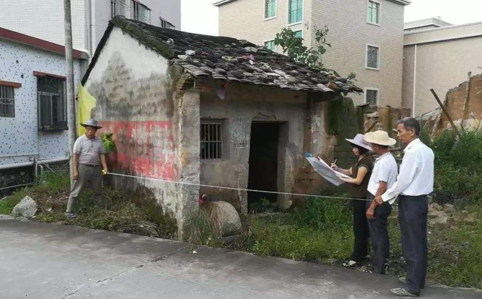 農(nóng)村<a href=http://www.5m1q76o.cn/jingyun/casefwcq/ target=_blank class=infotextkey>房屋拆遷</a>怎樣維權(quán)與補償方式