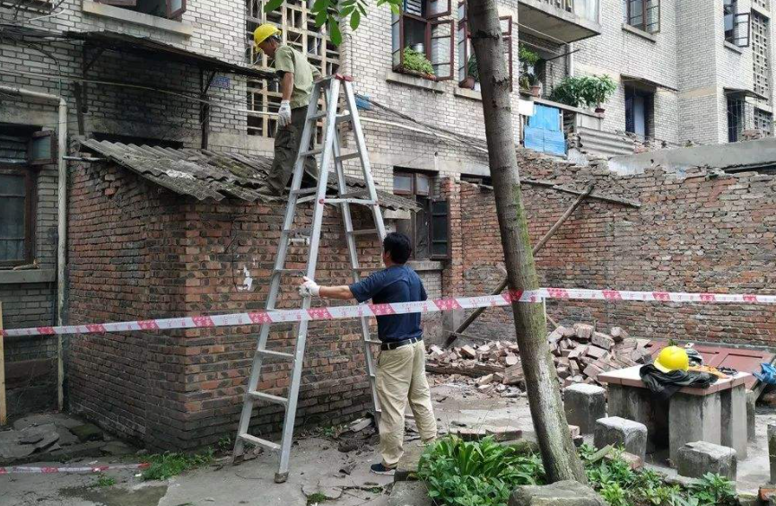 房子違章建筑被強拆了怎么辦