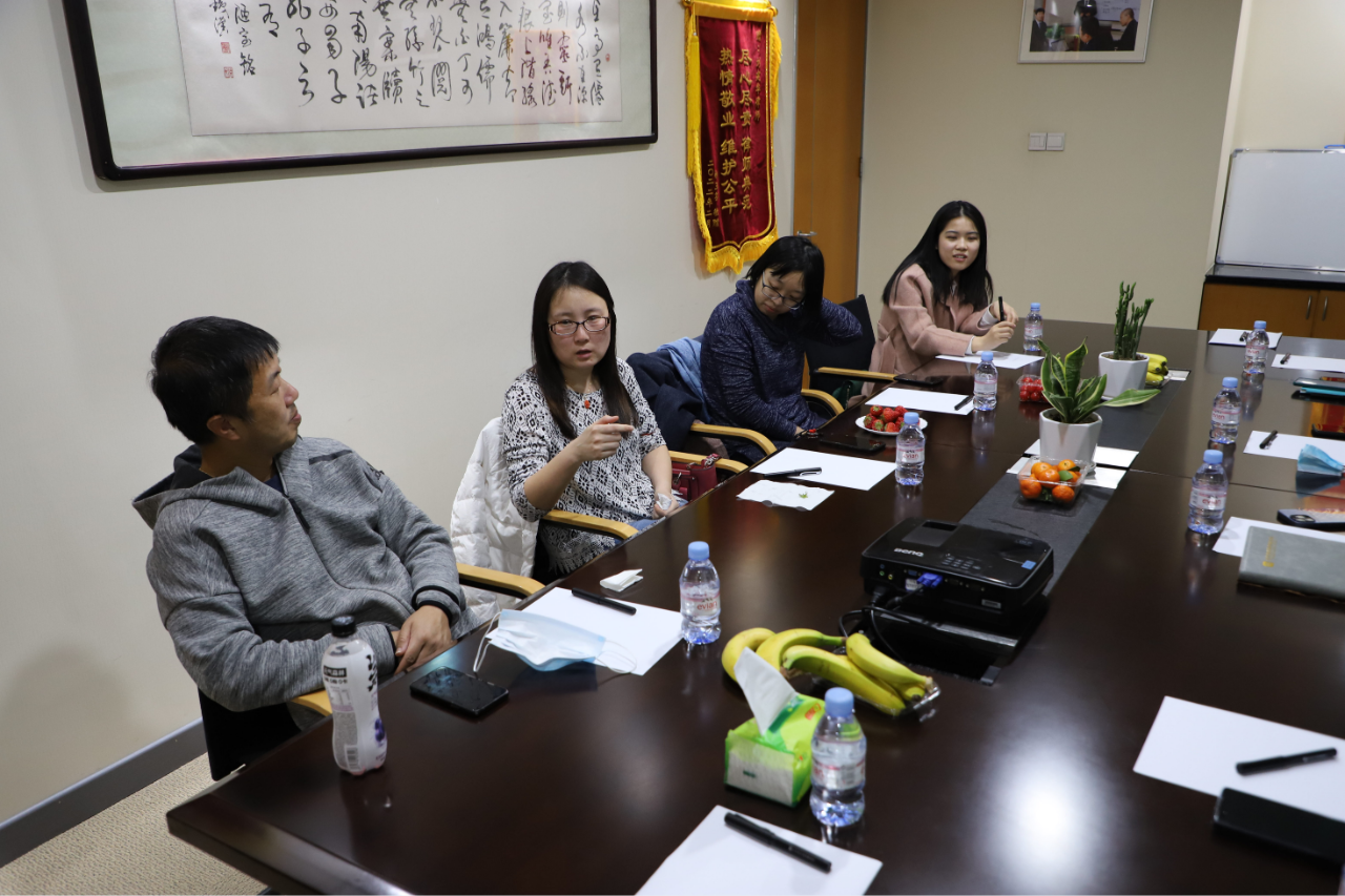 北京電視臺《律師幫幫忙》與北京京云律師事務(wù)所為強(qiáng)化普法宣傳，舉辦座談會