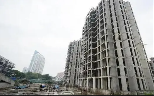 北京房產律師解讀：貸款買房，樓盤爛尾，業主該如何維權？