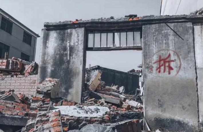 房子強(qiáng)拆怎么賠償？
