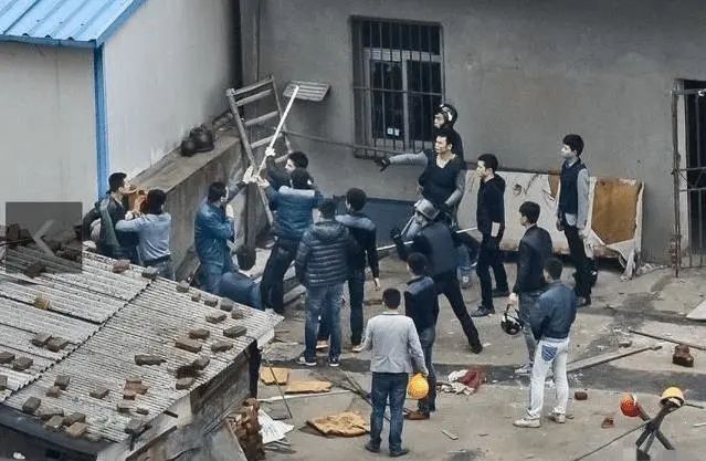處理拆遷中附屬房界定標(biāo)準(zhǔn)是什么?