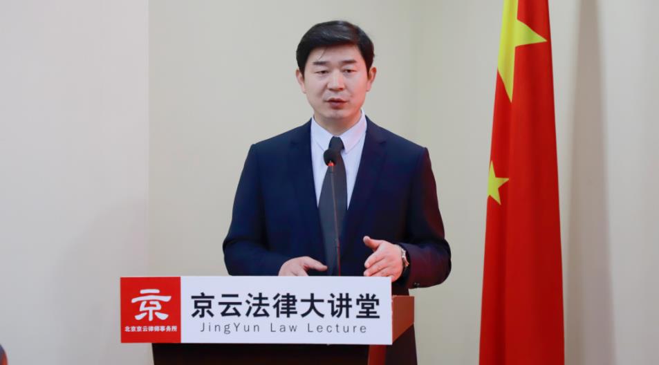 【以案釋法】一場拆遷家破人亡，父親被打后死亡，爺爺奶奶癱瘓，15歲少年求助無門