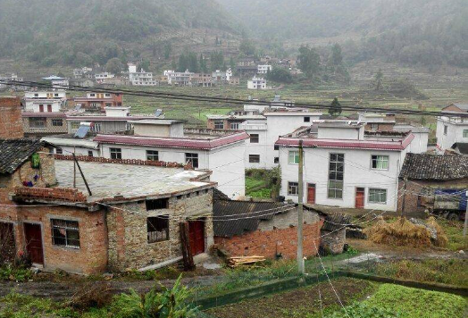 京云拆遷律師在線問答 | 農(nóng)村村民最關(guān)心的宅基地?zé)狳c(diǎn)問題，一看就懂！