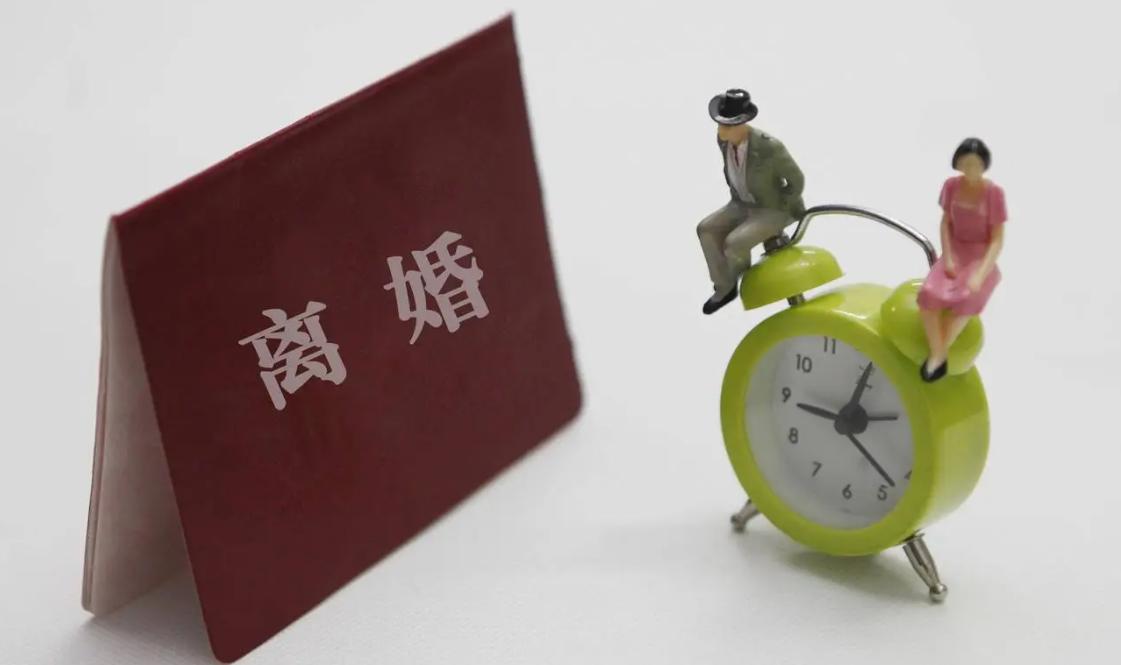 離婚冷靜期一方借款欠債，配偶是否應該一同償還？